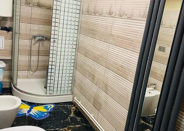 Lovely 1 Bedroom Flat In A 2 Ground Floor House Holiday home Craiova